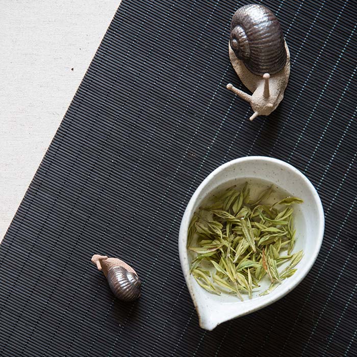 snail teapet 9 | BITTERLEAF TEAS snail teapet 9 | BITTERLEAF TEAS