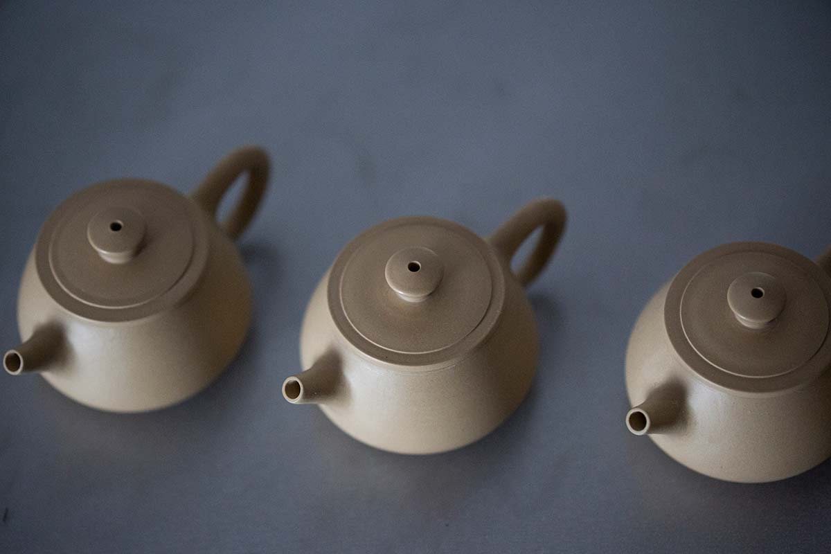 jianshui zitao mini shipiao teapot white 10 19 4 | BITTERLEAF TEAS jianshui zitao mini shipiao teapot white 10 19 4 | BITTERLEAF TEAS