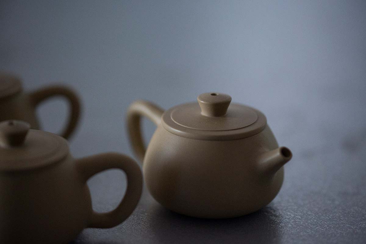 jianshui zitao mini shipiao teapot white 10 19 6 | BITTERLEAF TEAS jianshui zitao mini shipiao teapot white 10 19 6 | BITTERLEAF TEAS