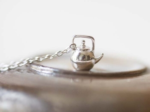 silver teapot necklace 4 | BITTERLEAF TEAS