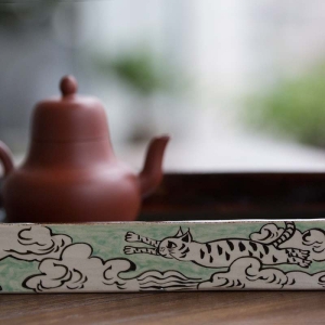 flying-cat-tea-tray-6