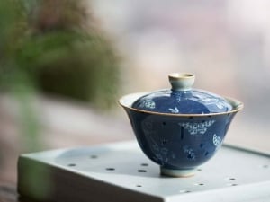 blue wings qinghua handpainted gaiwan 9 | BITTERLEAF TEAS