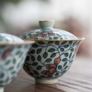 secret-garden-handpainted-qinghua-gaiwan-5