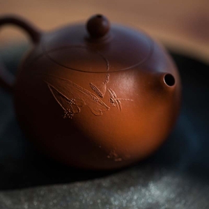 yixing-zhuni-xishi-teapot-little-lotus-b-1