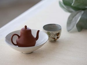 crescent pot support 1 | BITTERLEAF TEAS