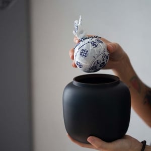 midnight-jianshui-zitao-tea-jar-6