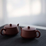Chaozhou Da Hong Pao Clay Plinth Teapot