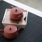 Chaozhou Da Hong Pao Clay Plinth Teapot