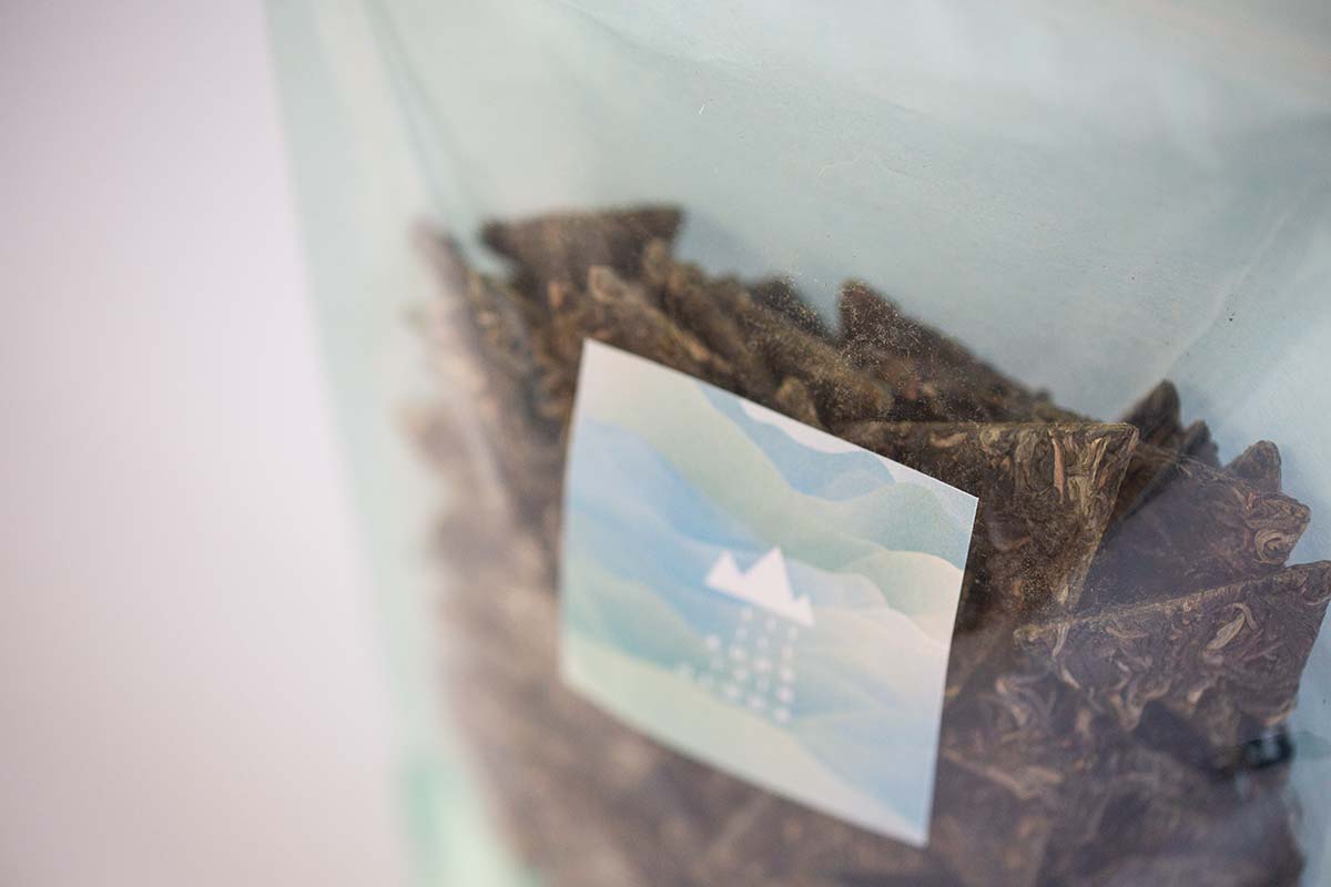 little mountain bloom 2020 jingmai raw puer 3 | BITTERLEAF TEAS little mountain bloom 2020 jingmai raw puer 3 | BITTERLEAF TEAS
