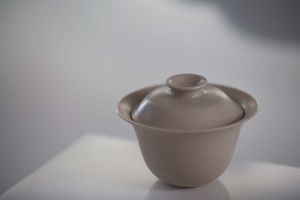 lucid-gaiwan-moon-3