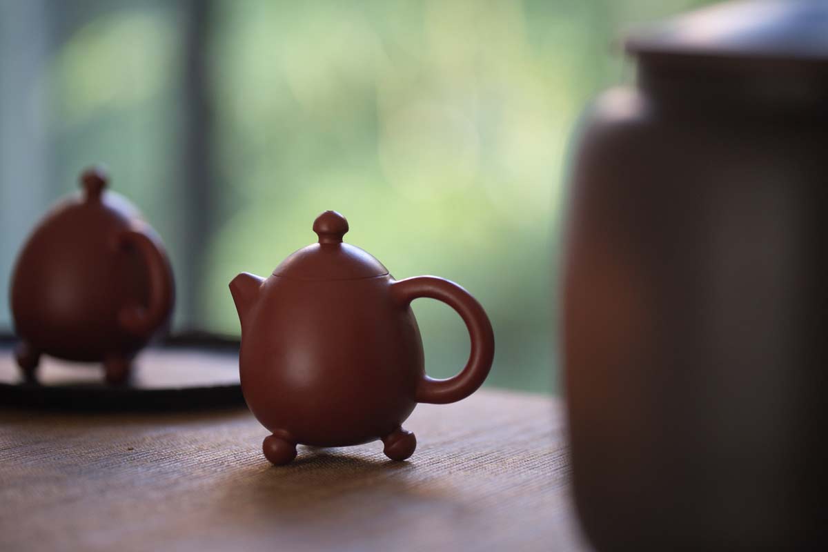 chazhou-dahongpao-clay-3-legged-dragon-egg-teapot-6