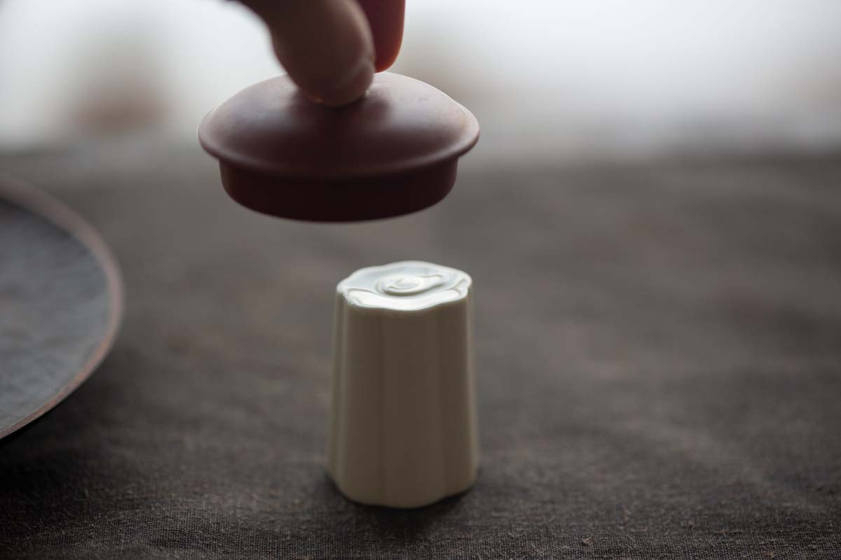 float lid holder 3 | BITTERLEAF TEAS float lid holder 3 | BITTERLEAF TEAS
