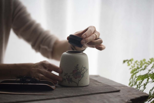 Printemps Tea Jar