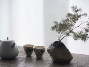 little rock vase 1 | BITTERLEAF TEAS