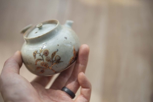 Spirit of the Valley Kyusu Teapot