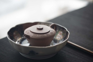 yixing-duanni-bian-julunzhu-teapot-2