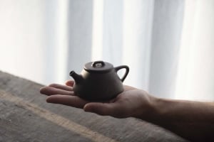 Qipiao Lao Zini Yixing Zisha Teapot