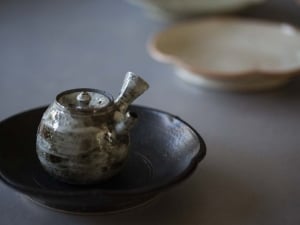 afloat tea tray pot support 4 | BITTERLEAF TEAS