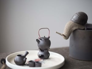 honey i shrunk the teapot tea pet set 16 | BITTERLEAF TEAS