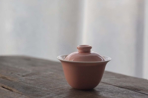 lucid-blush-moon-gaiwan-2