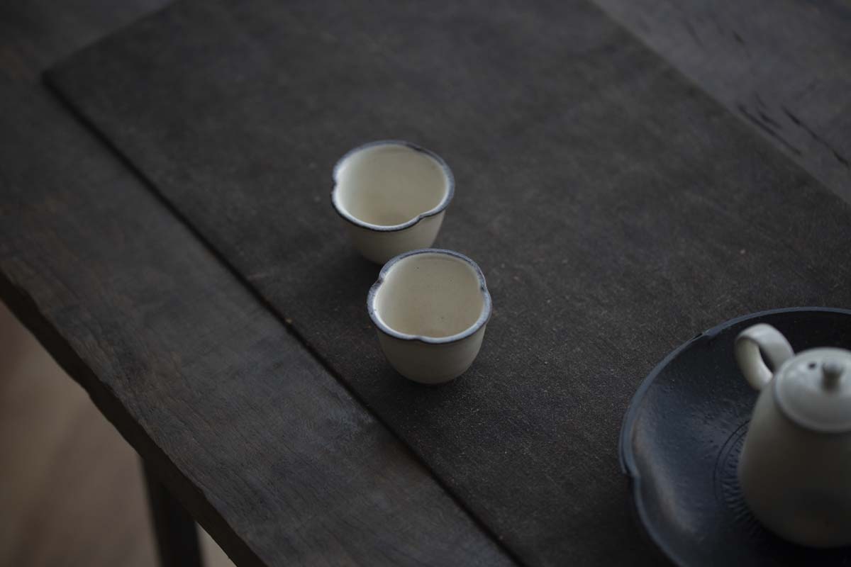 white night clover teacup 1 | BITTERLEAF TEAS white night clover teacup 1 | BITTERLEAF TEAS