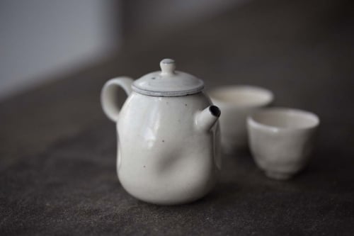 White Night Dimple Teapot