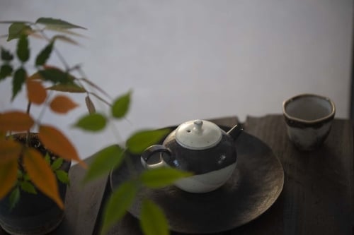 White Night Half Half Teapot - Image 8