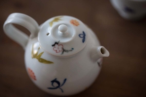 1001-teapots-illustrated-7