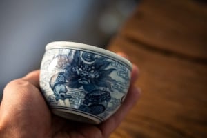 qinghua-handpainted-zhongkui-teacup-14