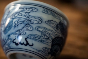 qinghua-handpainted-zhongkui-teacup-7