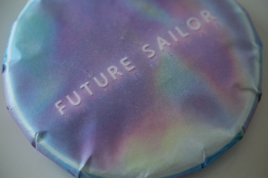 future-sailor-2022-mensong-purple-white-tea-3