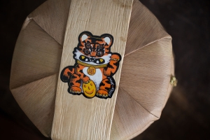 year-of-the-tiger-2022-yiwu-raw-puer-13