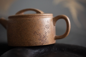 hanwa-huangjin-duanni-yixing-zisha-teapot-5