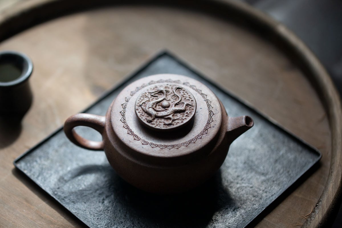 panlong-yixing-lao-zini-clay-teapot-1