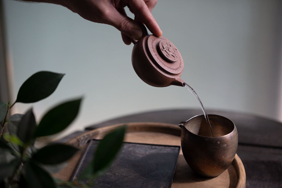 panlong-yixing-lao-zini-clay-teapot-10