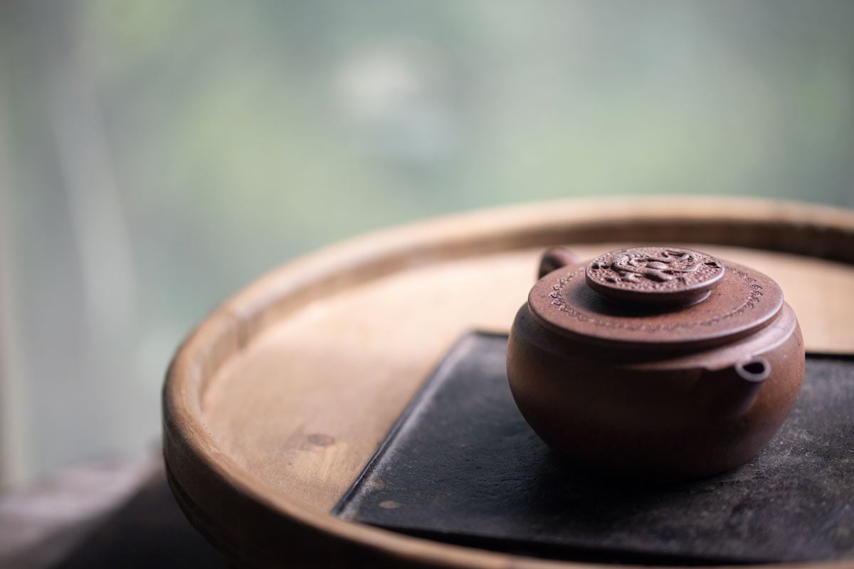 panlong-yixing-lao-zini-clay-teapot-3