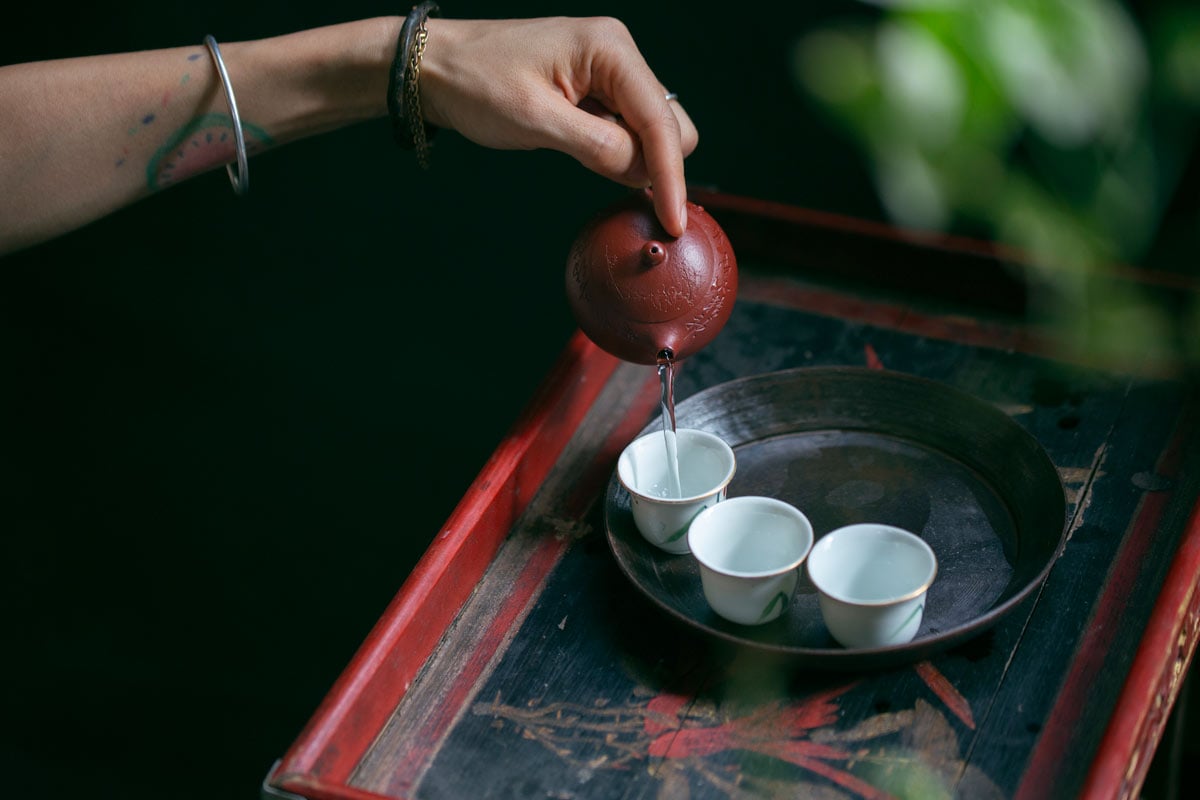 xiaomeihua-xishi-yixing-zhuni-clay-teapot-15