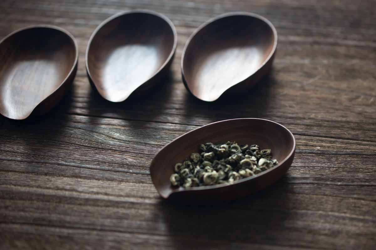 Walnut Chaze Tea Scoop | BITTERLEAF TEAS