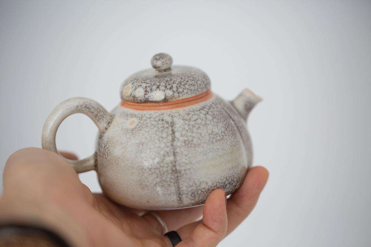 1001-teapots-414-10