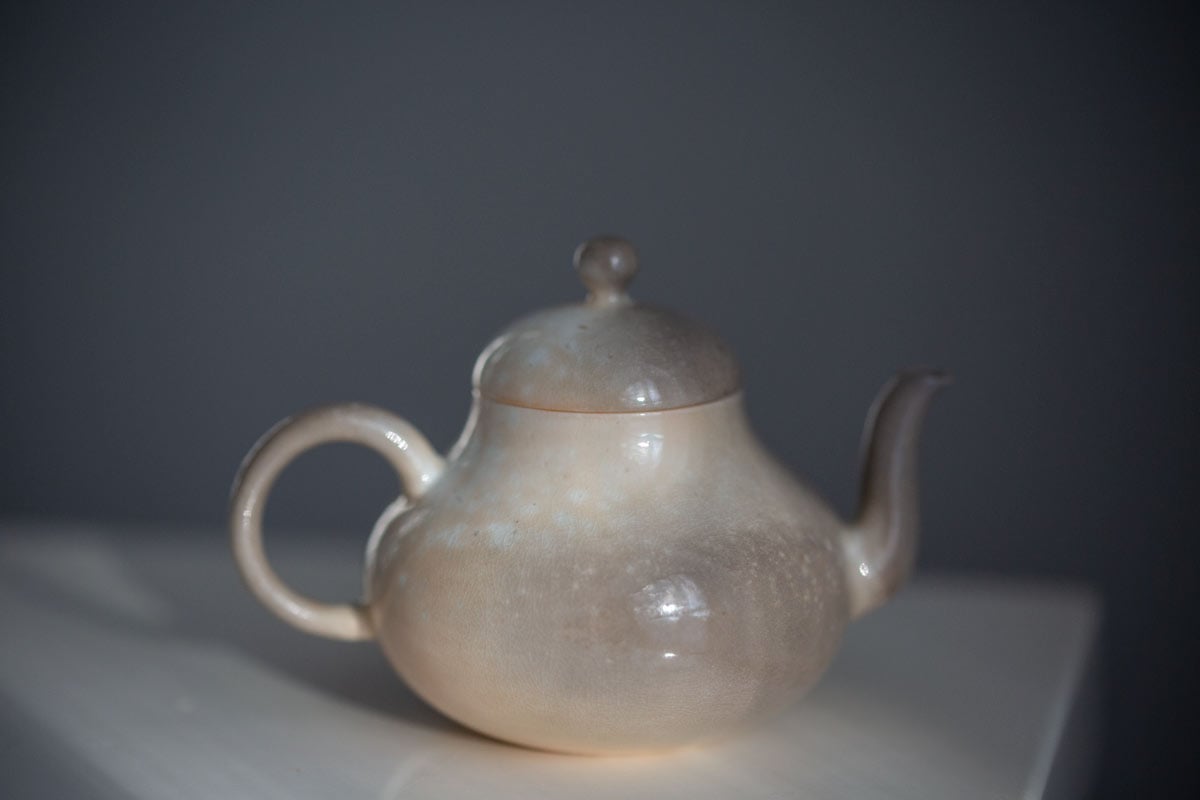 aurora-wood-fired-siting-teapot-12