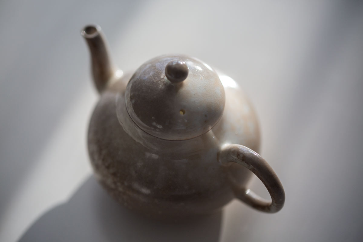 aurora-wood-fired-siting-teapot-5