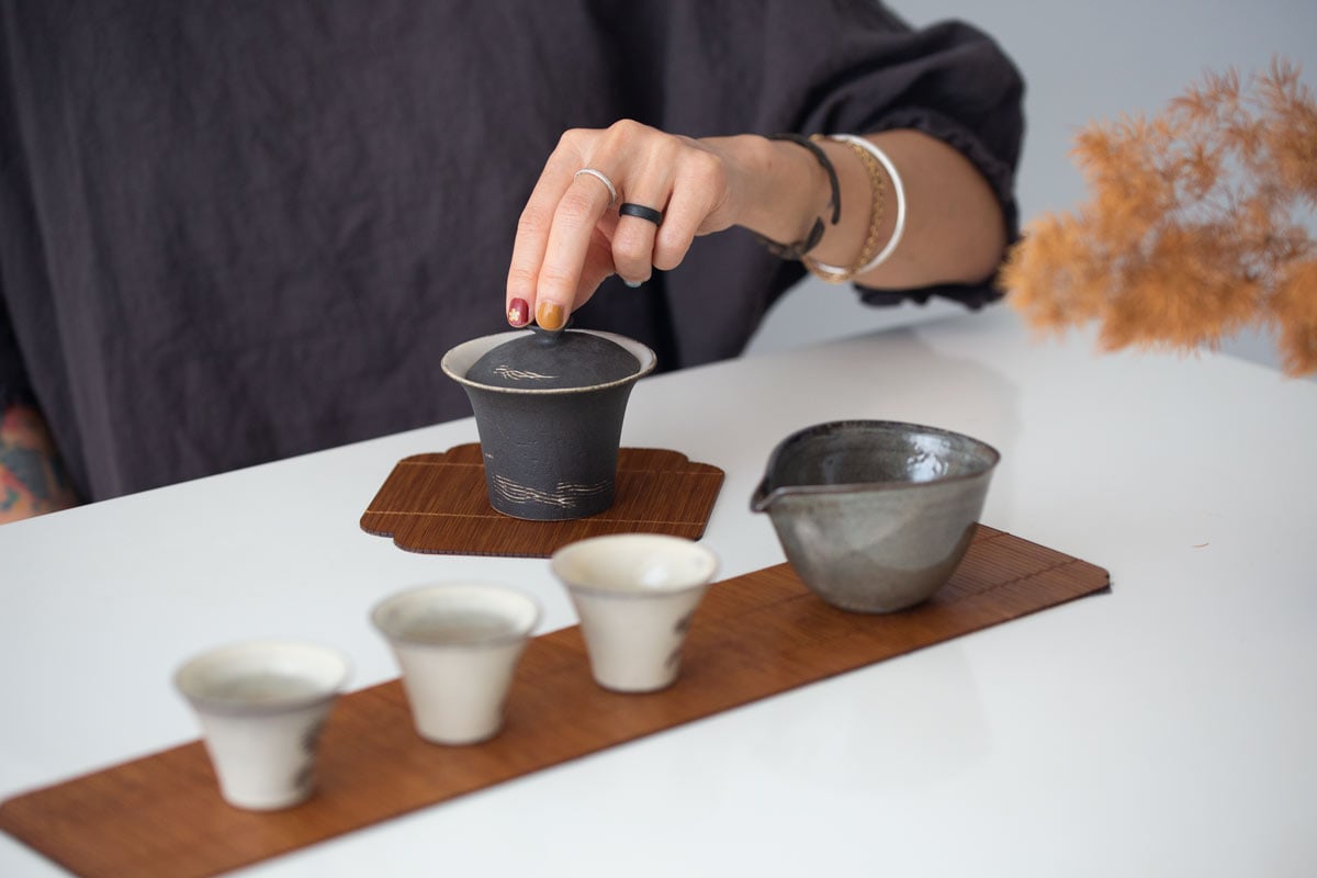 cosmo-black-gaiwan-1