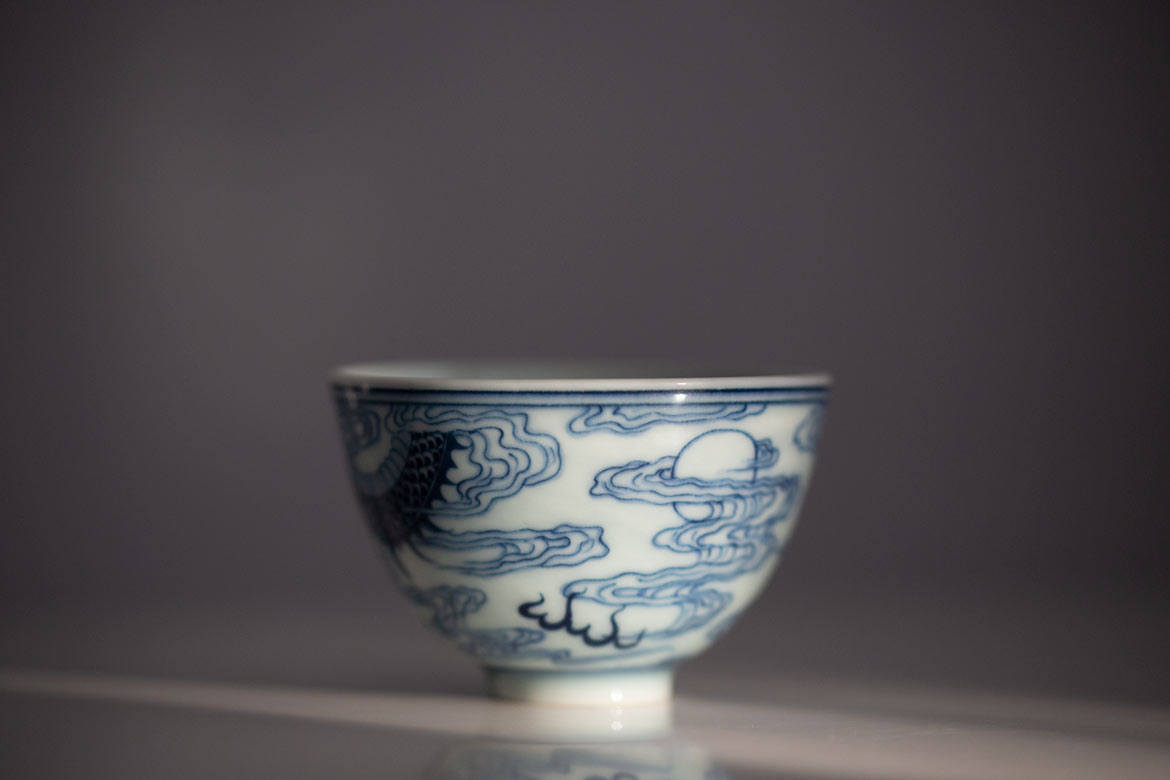 mythical-qinghua-teacup-chicken-heart-dragon-5