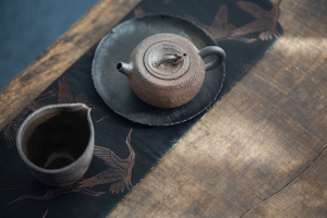 brocade-silk-table-run-2