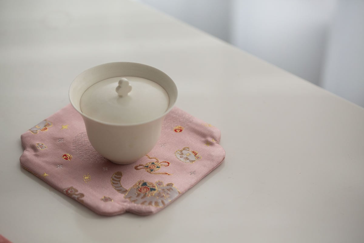 brocade table run 15 15 10 | BITTERLEAF TEAS