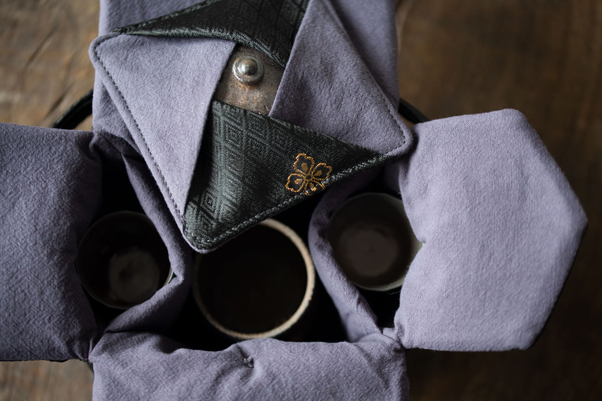 brocade teaware pouch lg 11 22 14 | BITTERLEAF TEAS