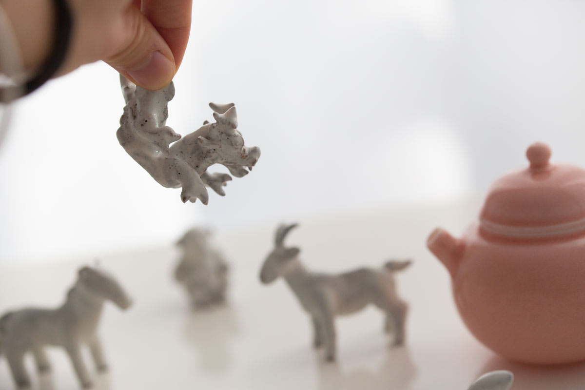 great race tea pet white 3 | BITTERLEAF TEAS