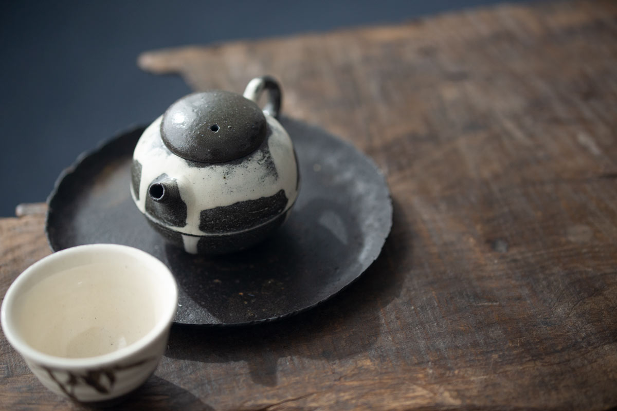 Drip Teapot I BITTERLEAF TEAS