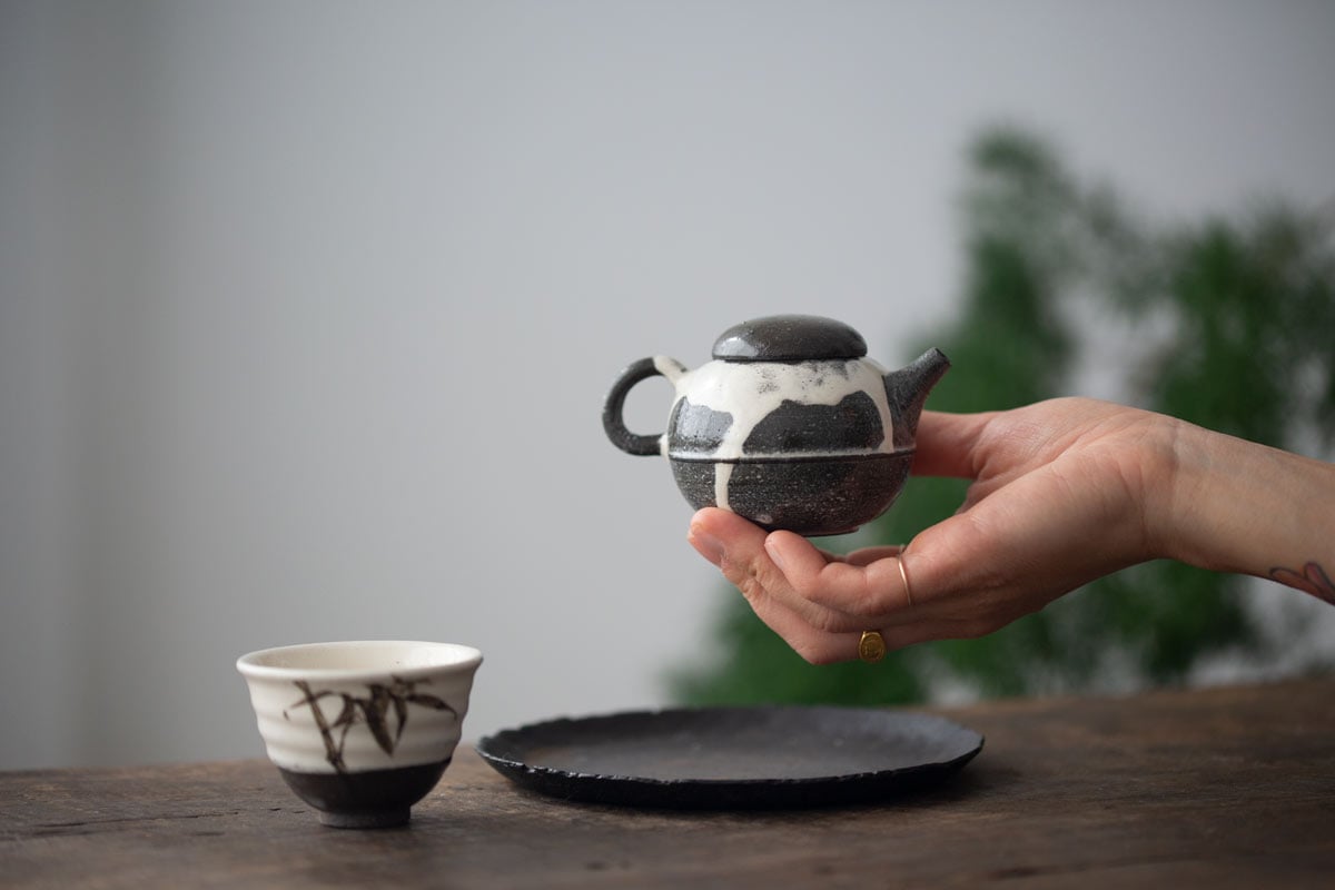 Drip Teapot I BITTERLEAF TEAS