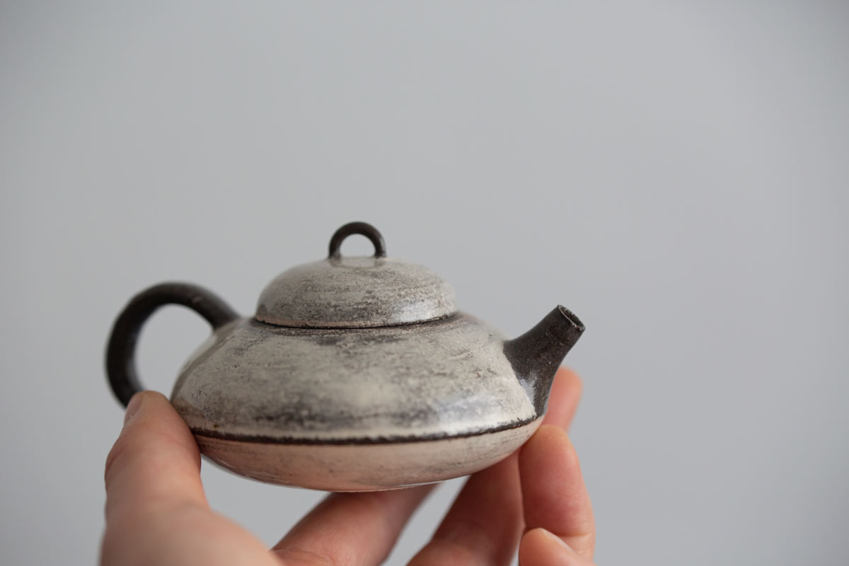 terra-white-teapot-7